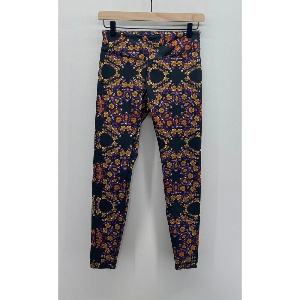 Pure + Good Anthropologie Floral‎ Eclipse Leggings in Black Motif